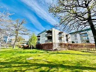 Bild: Residenz im Kurpark