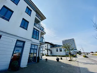 Bild: Marthe´s Seeblick, direkt an der Promenade