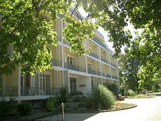 Bild: Modernes App., 3 Gehminuten zum Strand, Pool+Sauna