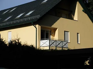 Bild: Morgensonne und Blick auf Küstenwald, Urlaub pur!