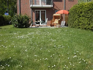 Bild: Fewo Sonnenschein,Terrasse u.Garten, strandnah