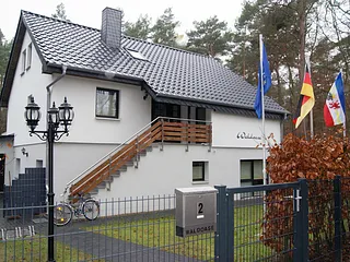 Bild: Haus "Waldoase" 300 m vom Strand entfernt