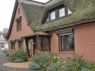 Bild: Feriendomizil Speranza - Reetdach-Haus Kogge