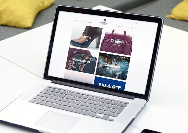Navy gallery02
