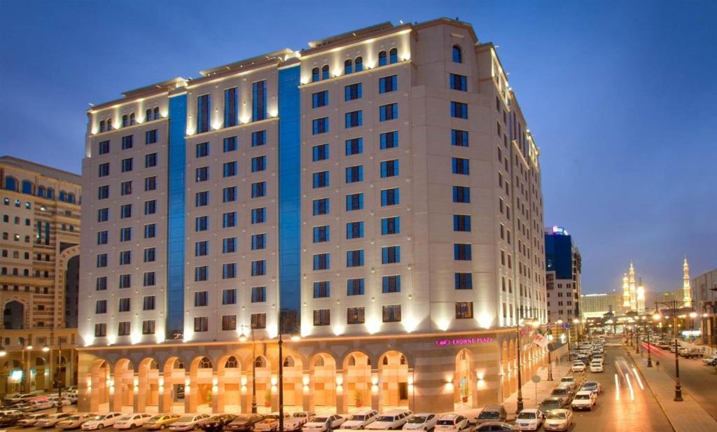 Crown Plaza Medinah