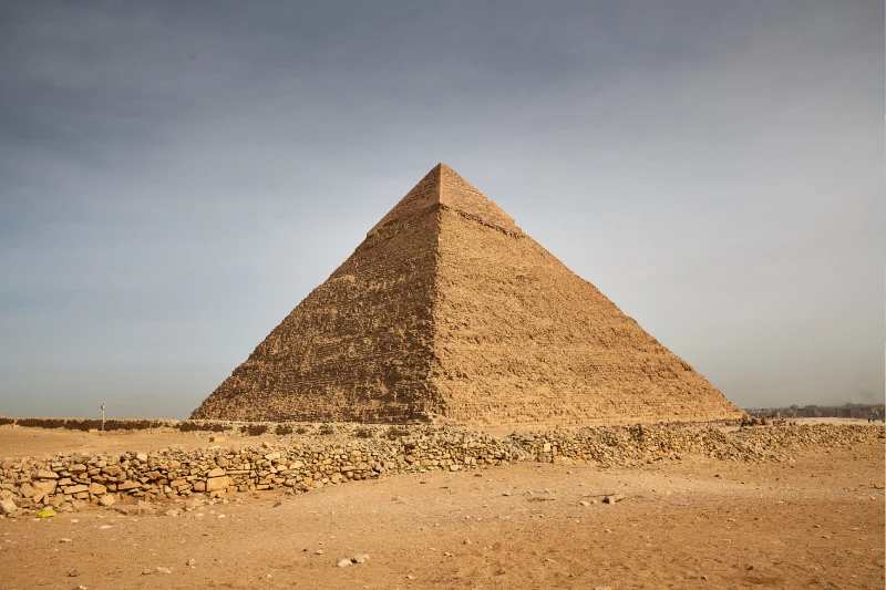 La piramide di chefren, la piramide di chefren