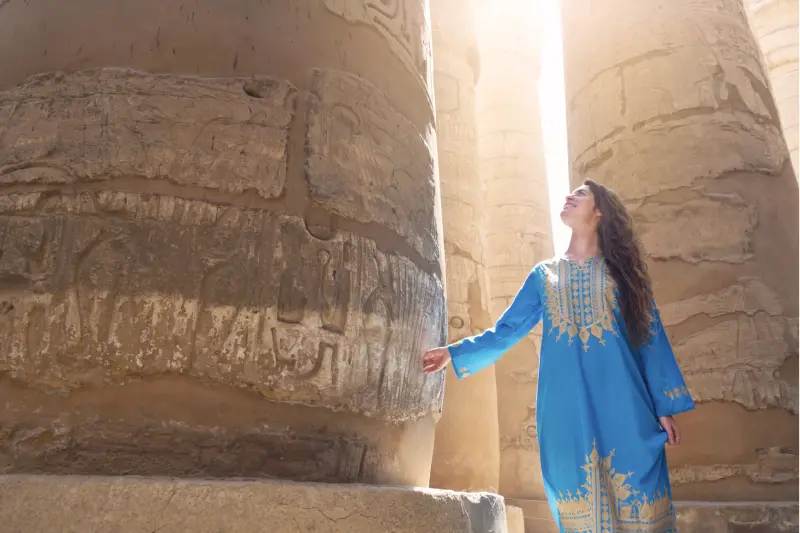 donna nel karnak tempio, tempio di karnak