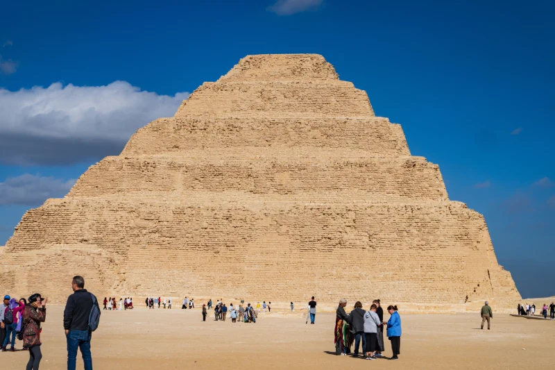 la monumentale piramide di zoser, la piramide di zoser