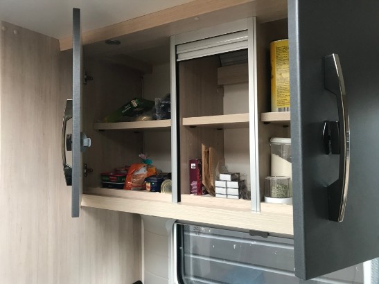 overskabe køkken