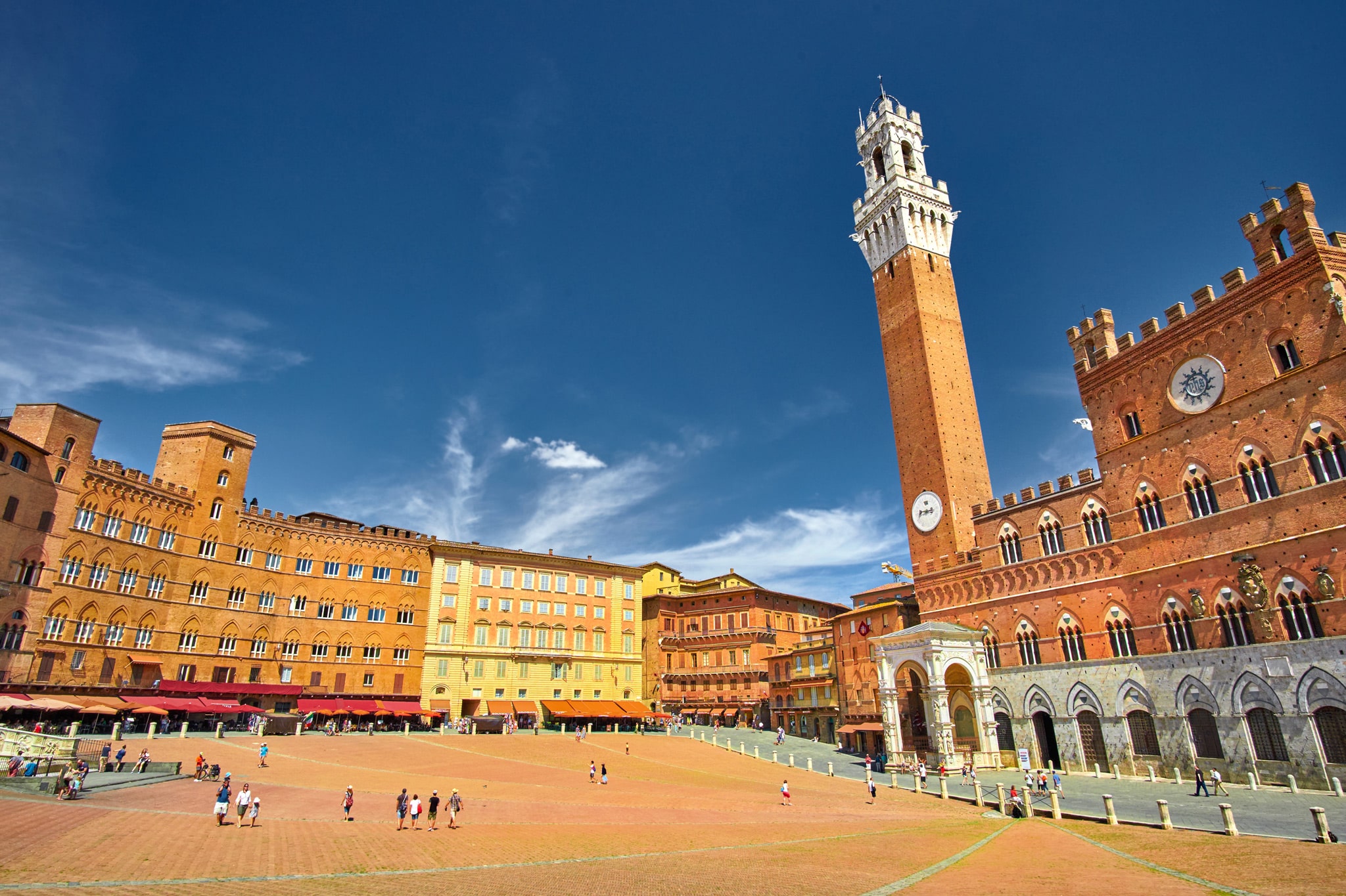 Siena Piazza del Campo Piazza del campo, terra di Siena