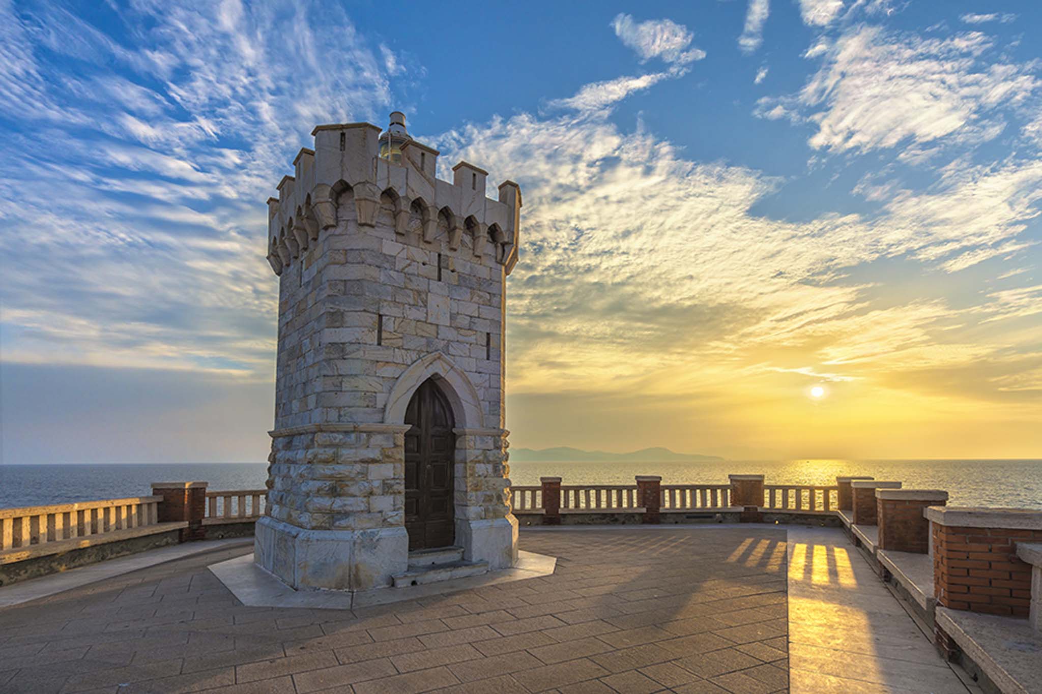 Piazza Bovio Terrazza panoramica a Piombino sul mare