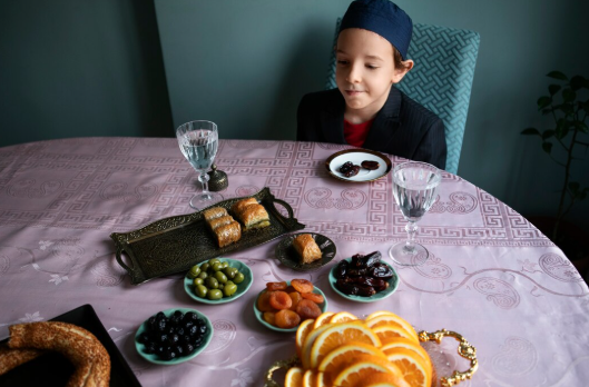 Ramazan’da Oruç Tutmanın Psikolojik Etkileri - Psk. Yaren Okan