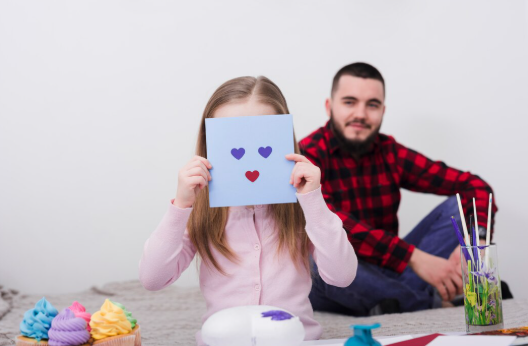 kucuk-kalpler-buyuk-adimlar-cocuklarda-duygusal-beceri-neden-sosyal-basarinin-anahtaridir-uzm-psk-esra-ozel