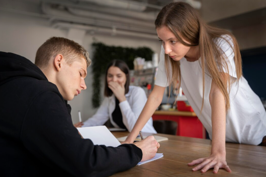 "El Alem Ne Der?" Sanatı - Uzm. Psk. Esra Özel