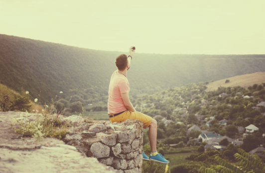 Alice Miller – İhmal Edilmiş Anahtar Kitap Analizi - Kl. Psk. Işılay Sarvan