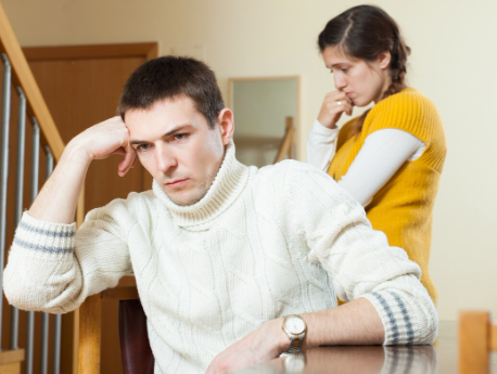 İlişki Problemleri ve Bağlanma Sorunları: Yakınlaşmak İsterken Neden Uzaklaşırız? - Psk. Sümeyye Dikmen