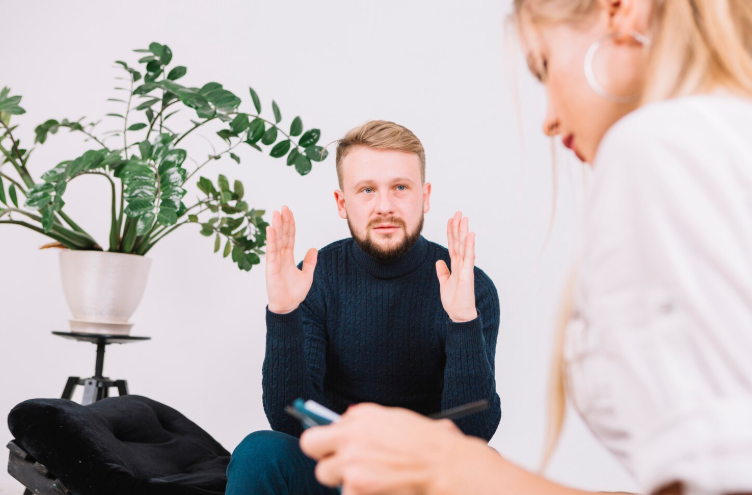Terapide Direnç Nedir? Değişmek İsterken Kendimizi Neden Sabote Ederiz? - Psk. Tuğba Uysal
