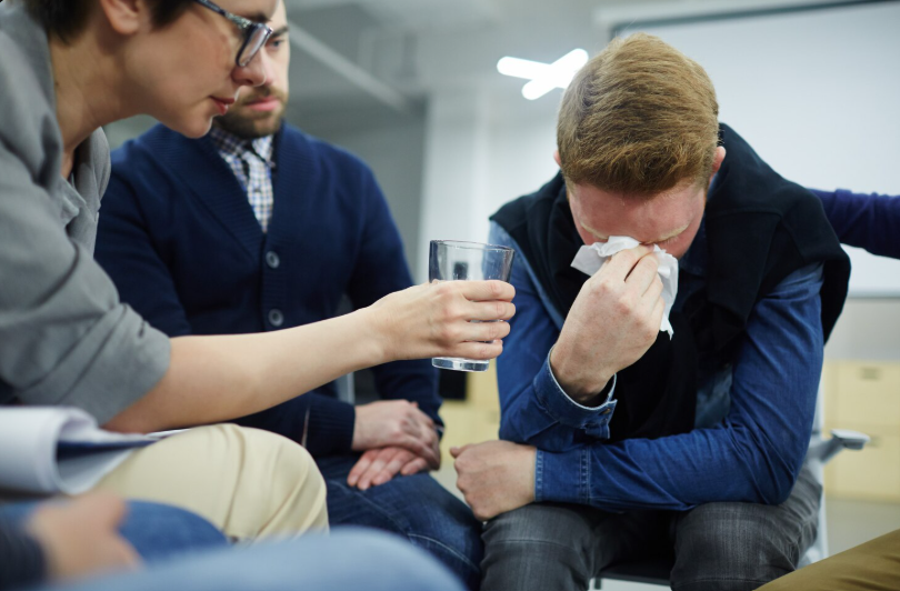 Depresyon Nedir? Belirtileri, Nedenleri, Türleri ve Tedavi Süreci - Kl. Psk. Mert Adil