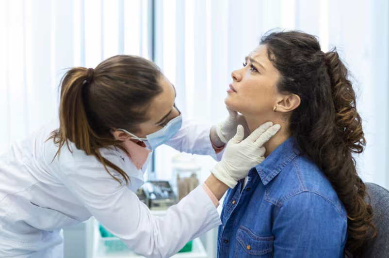 Tiroid Biyopsisi Kimlere Yapılır? Nasıl Yapılır? Riskleri ve Faydaları Nelerdir? - Uzm. Dr. Aslı Mutlu