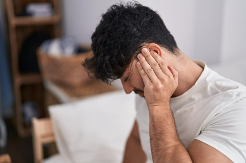 Kulak Çınlaması (Tinnitus) Nedir? - Op. Dr. Emrah Uğurlu
