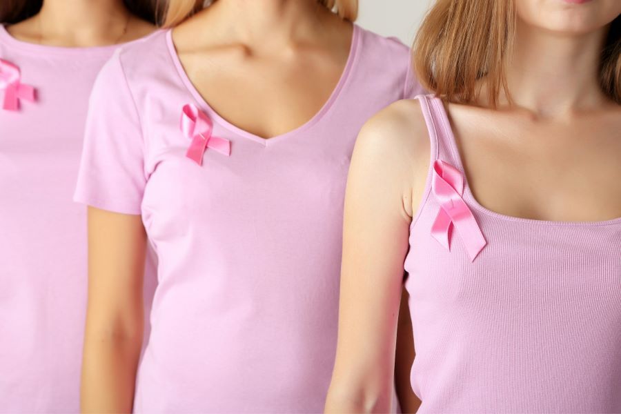 chicas camiseta rosa lazo cancer mama