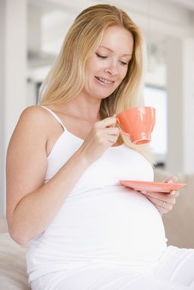 kaffee-in-der-schwangerschaft-koffein-kann-das-wachstum-des-kindes-hemmen