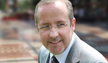 dr-med-dent-axel-scheffer-im-jameda-interview