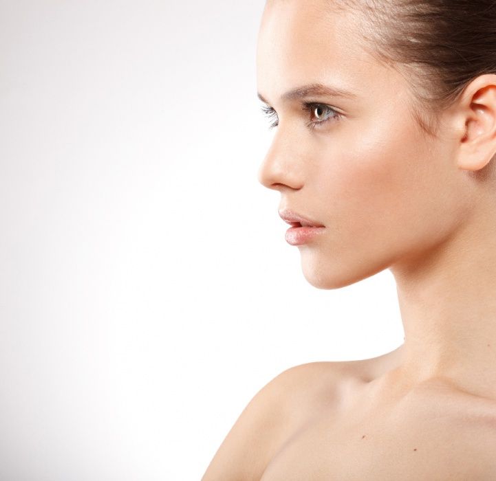 juengere-haut-ohne-operation