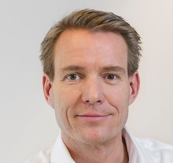 herr-dr-med-dent-jan-brauer-im-jameda-interview