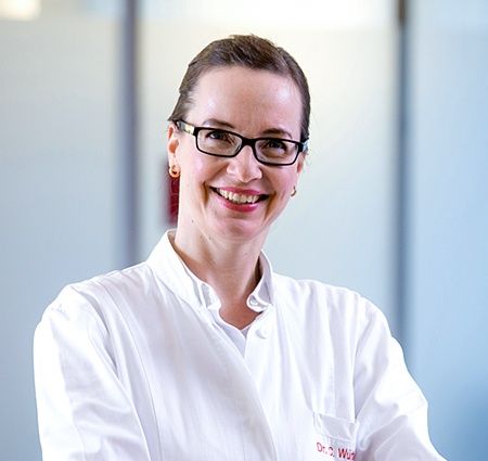 frau-dr-med-carola-wuertenberger-im-jameda-interview