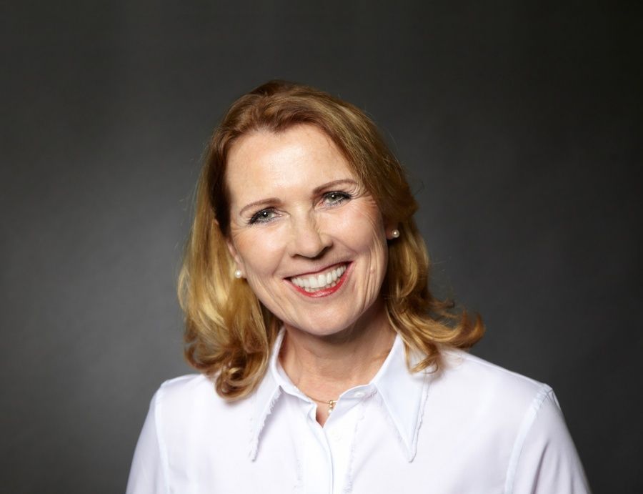 frau-dr-med-dent-ingrid-bartels-im-jameda-interview