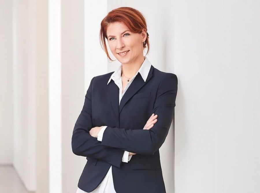 frau-dr-med-maria-wiedner-im-jameda-interview