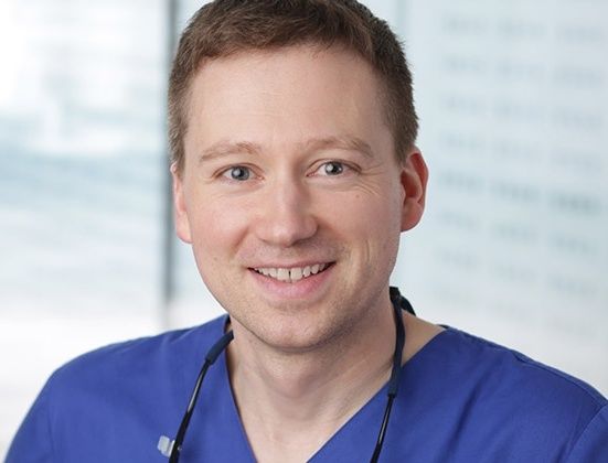 herr-daniel-schaef-im-jameda-interview