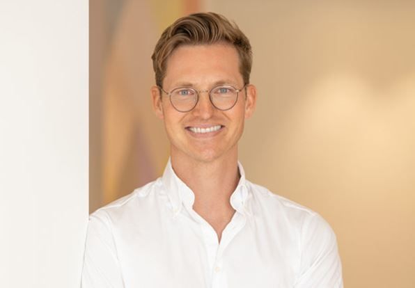 herr-dr-med-dent-felix-fischer-im-jameda-interview