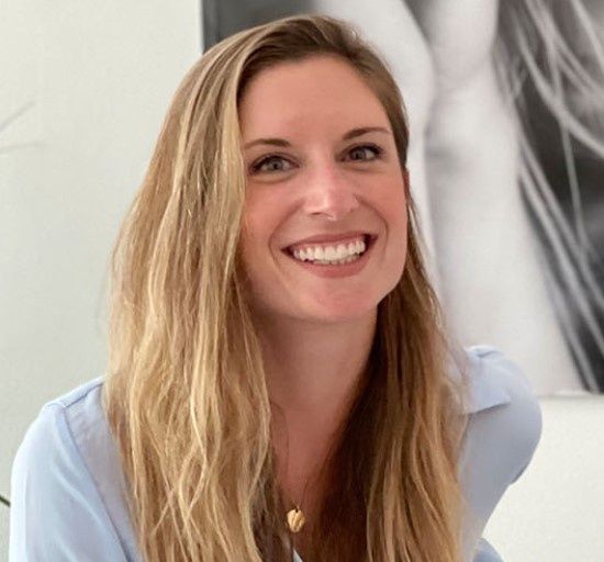 dr-med-dent-romina-bartella-im-jameda-interview