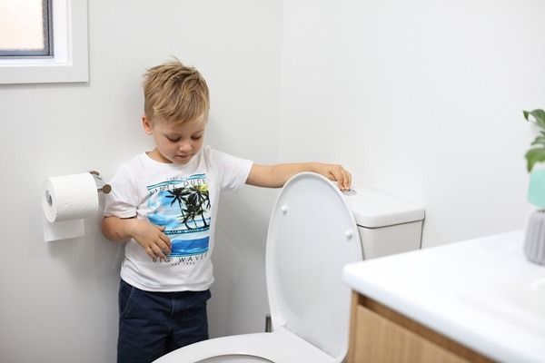 Çocuklarda Kaka Tutma