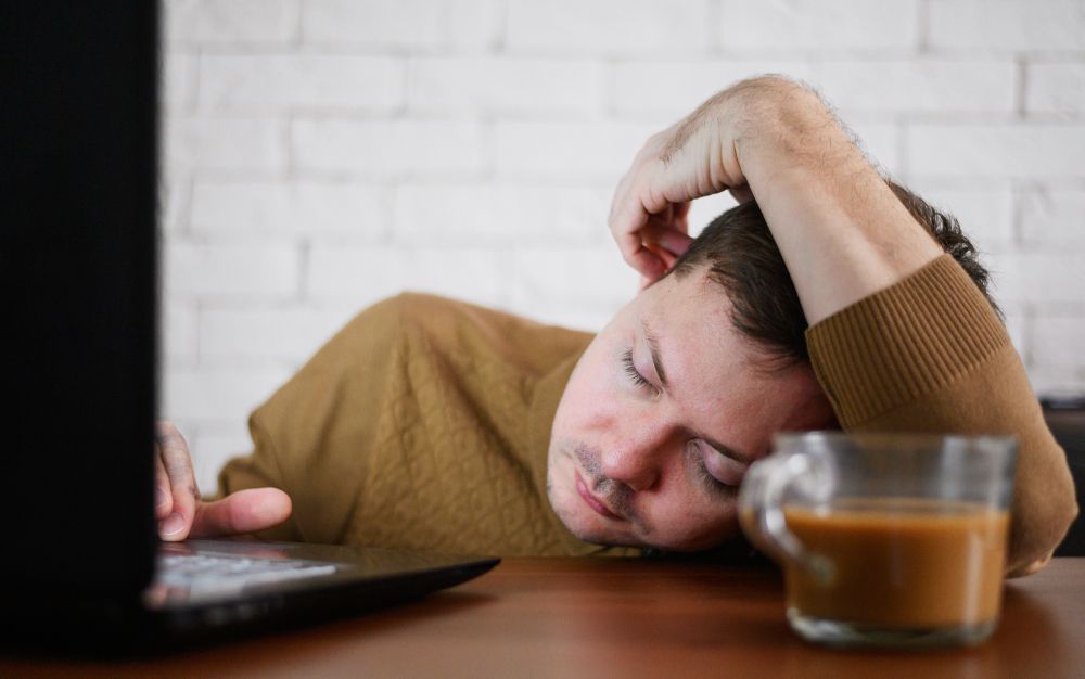 Cortisol alto: sintomas, causas e como baixar