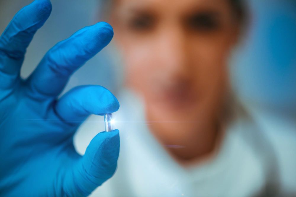 Implante hormonal: Entenda tipos, indicações e regras ANVISA
