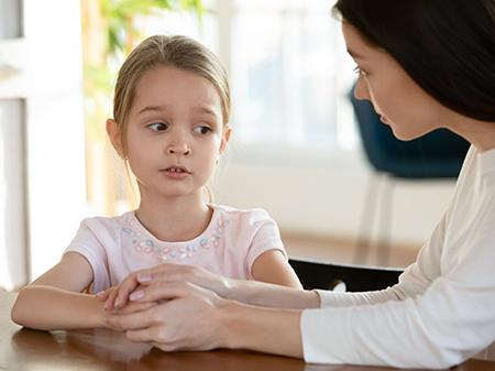 İş Seyahati Veya Tatile Çıkacağımı Bebeğime/Çocuğuma Nasıl Anlatabilirim?