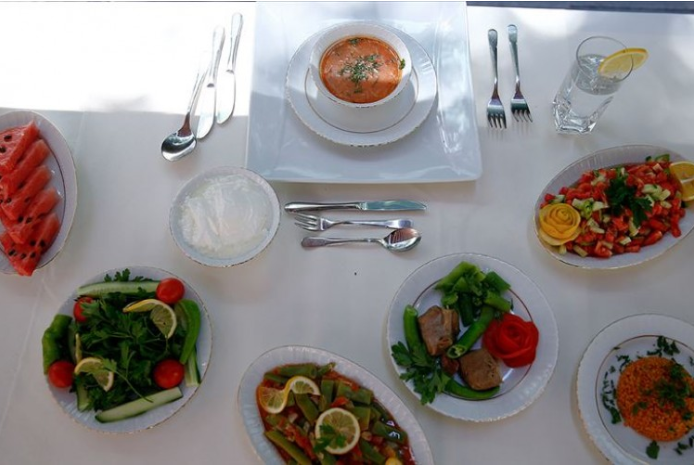 Uzmanlardan 'Üç Öğün İftar' Önerisi