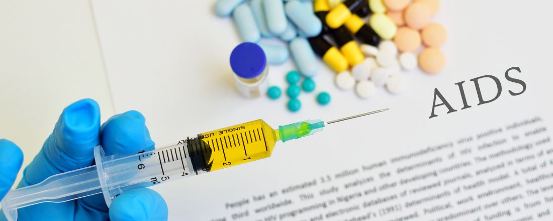 siringa con farmaco all'interno
