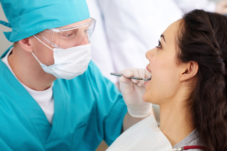 Estrazione dentale complessa