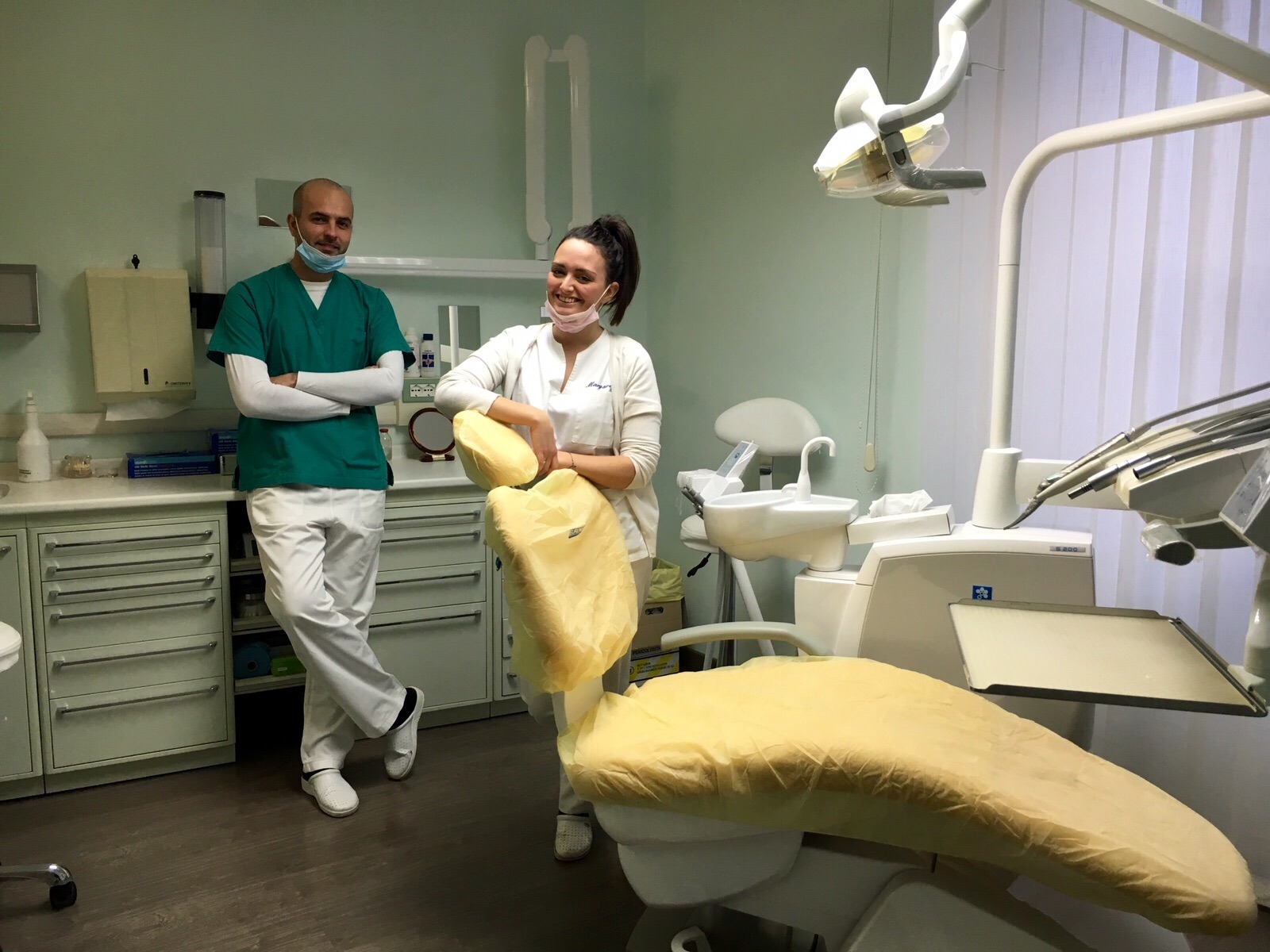 Dr. Emanuele Elemento Dentista