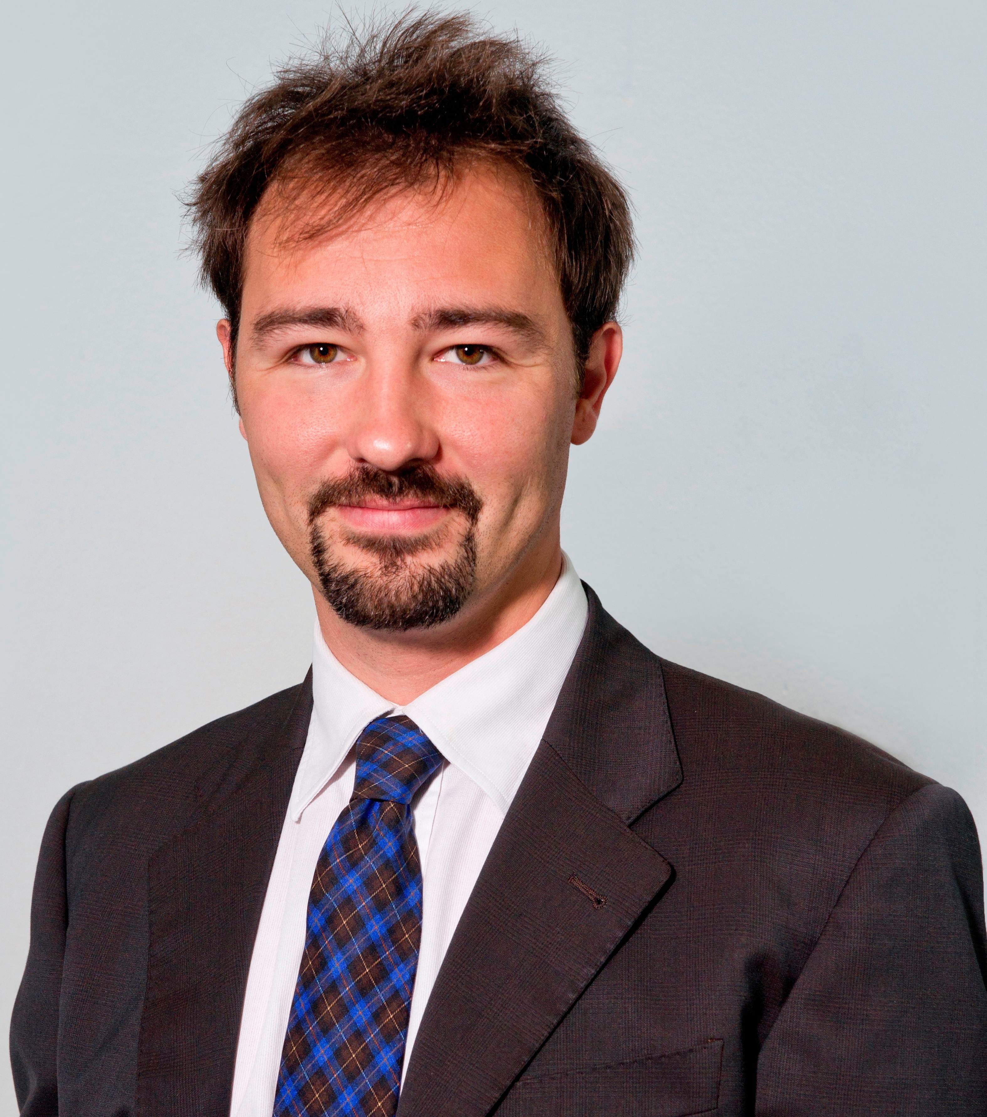 Dr. Andrea Parenti Dentista