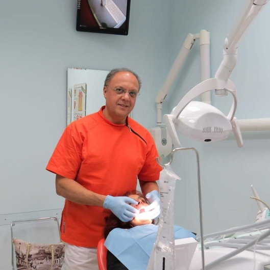 Dr. Massimo Orefice Dentista