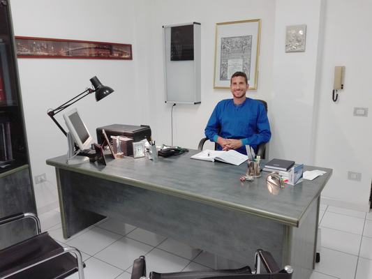 Dr. Antonio Mastellone Dentista