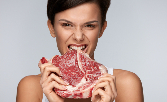 Dieta iperproteiche per dimagrire: rischi e benefici