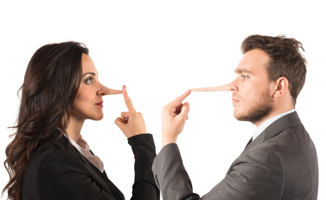 Bugiardo patologico: le sei caratteristiche di chi dice bugie 