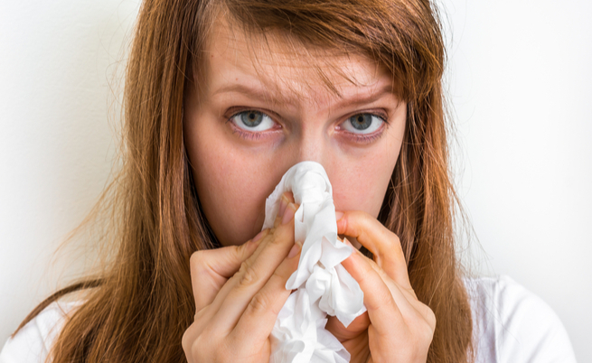 Trattenere lo starnuto fa male! Ecco perché