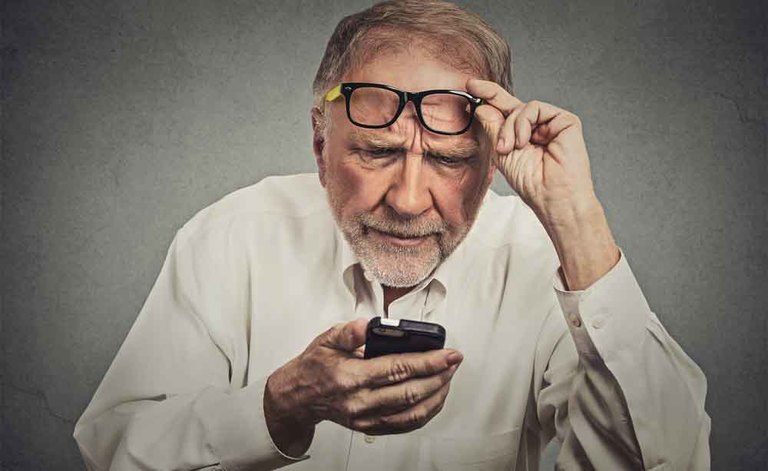 degenerazione maculare: i sintomi